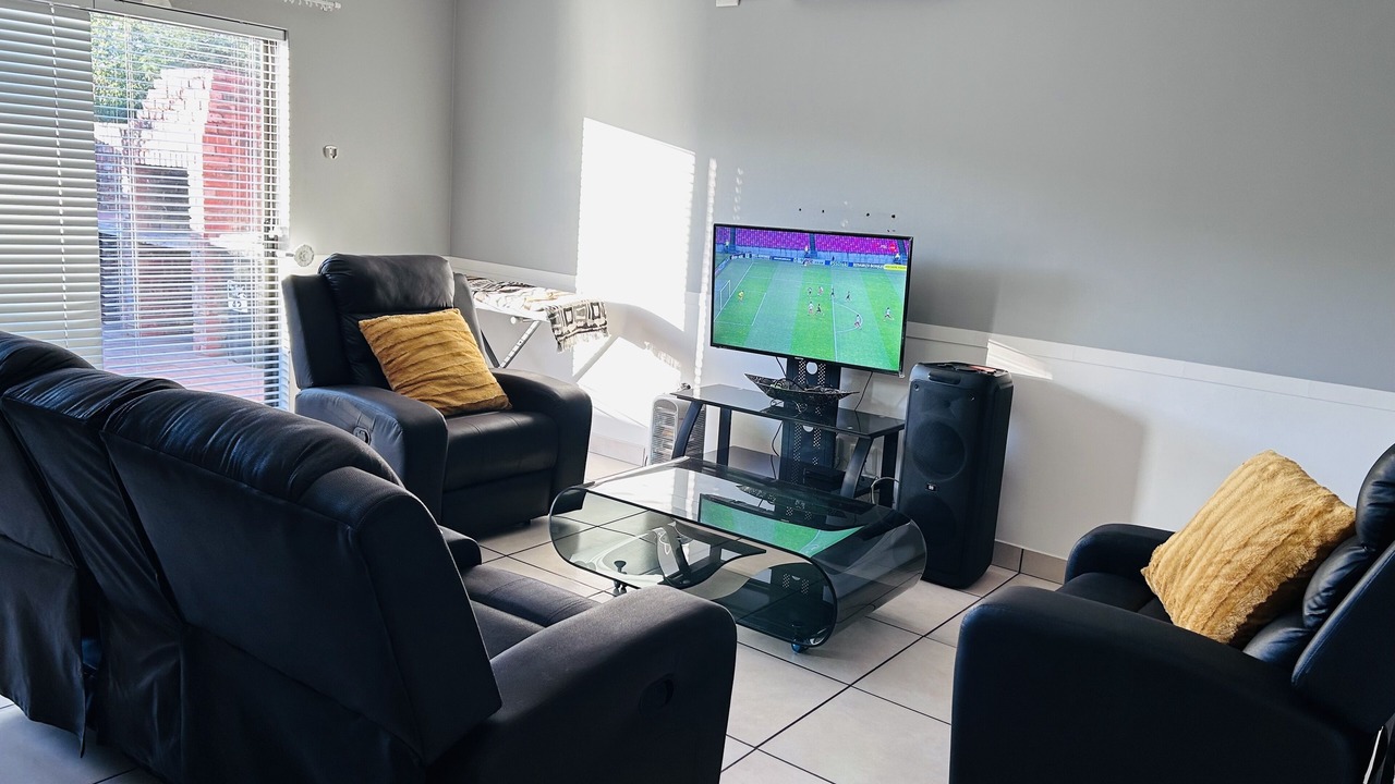 Photo of Livingroom in Kathu