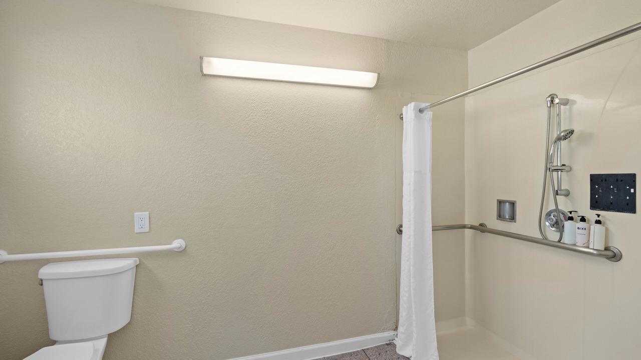 Photo of Bathroom in College Park