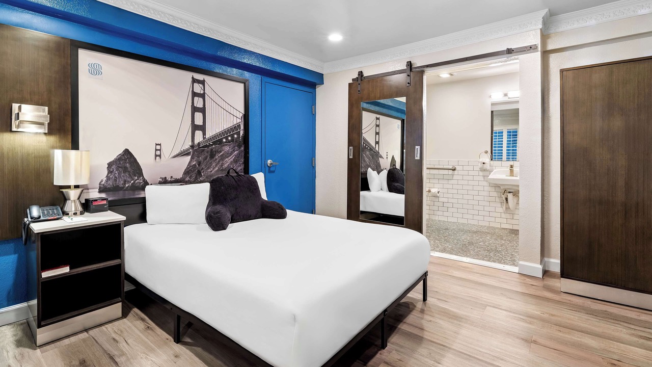 Photo of Bedroom in Marina District