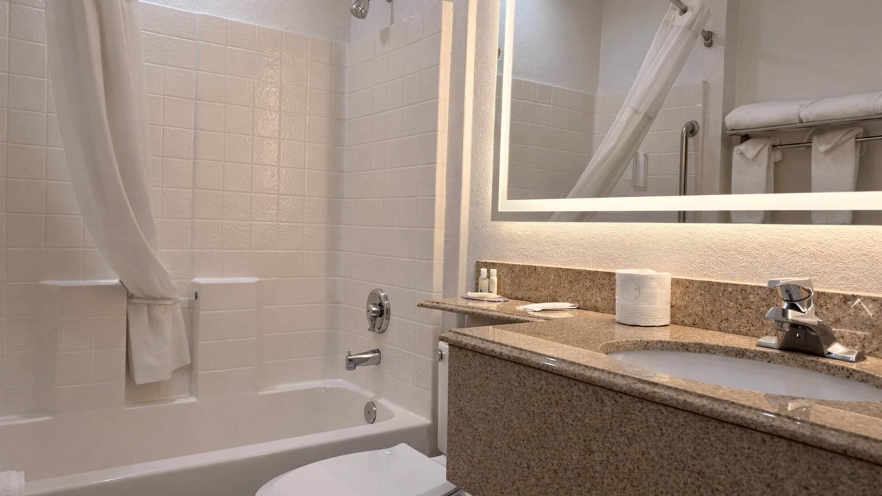 Photo of Bedroom in Santa Rosa