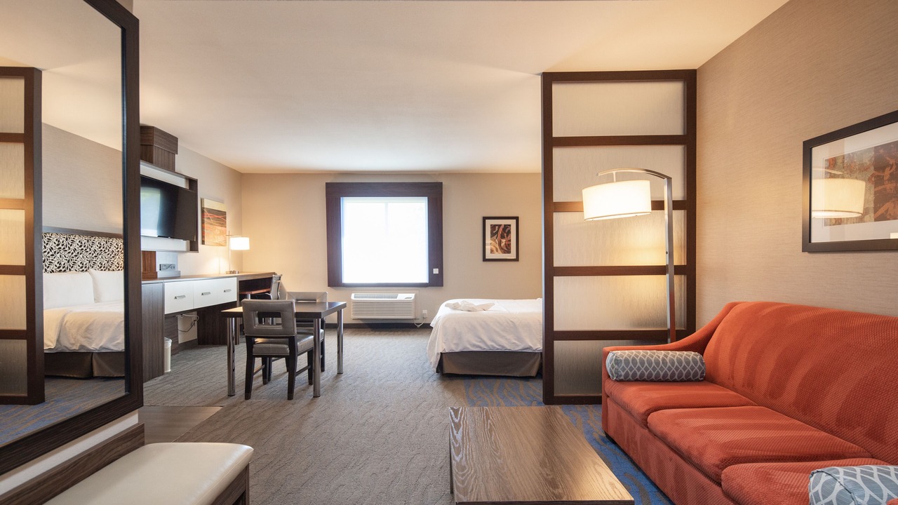 Photo of Bedroom in Staumbaugh Heller
