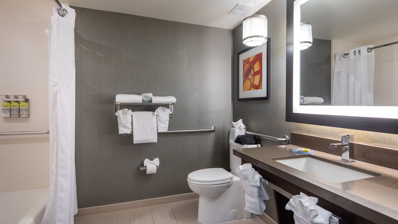 Photo of Bathroom in Staumbaugh Heller