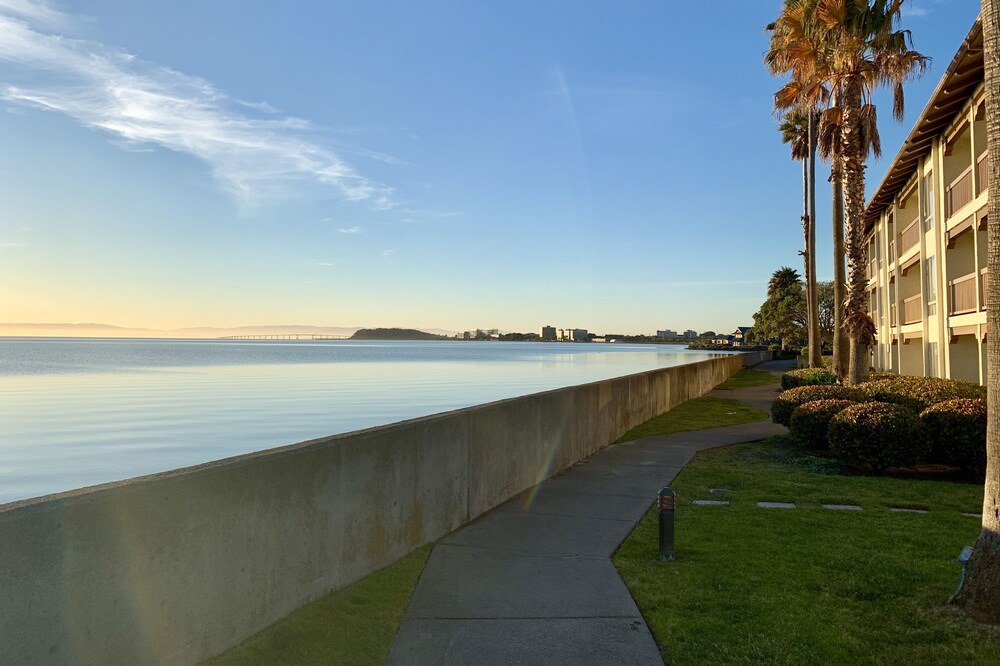 Photo of Outdoor in Burlingame