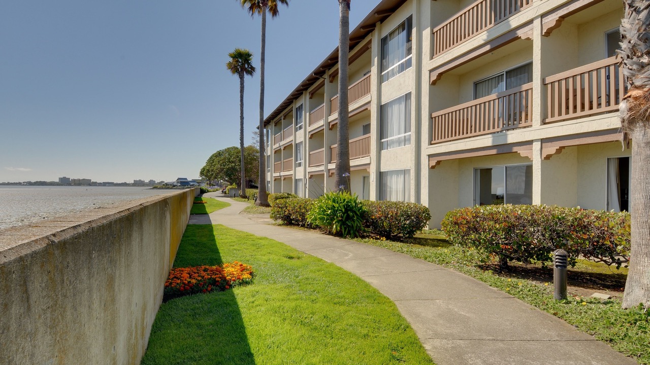 Photo of Outdoor in Burlingame