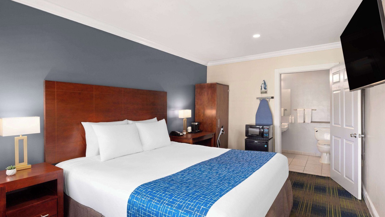 Photo of Bedroom in Fisherman's Wharf