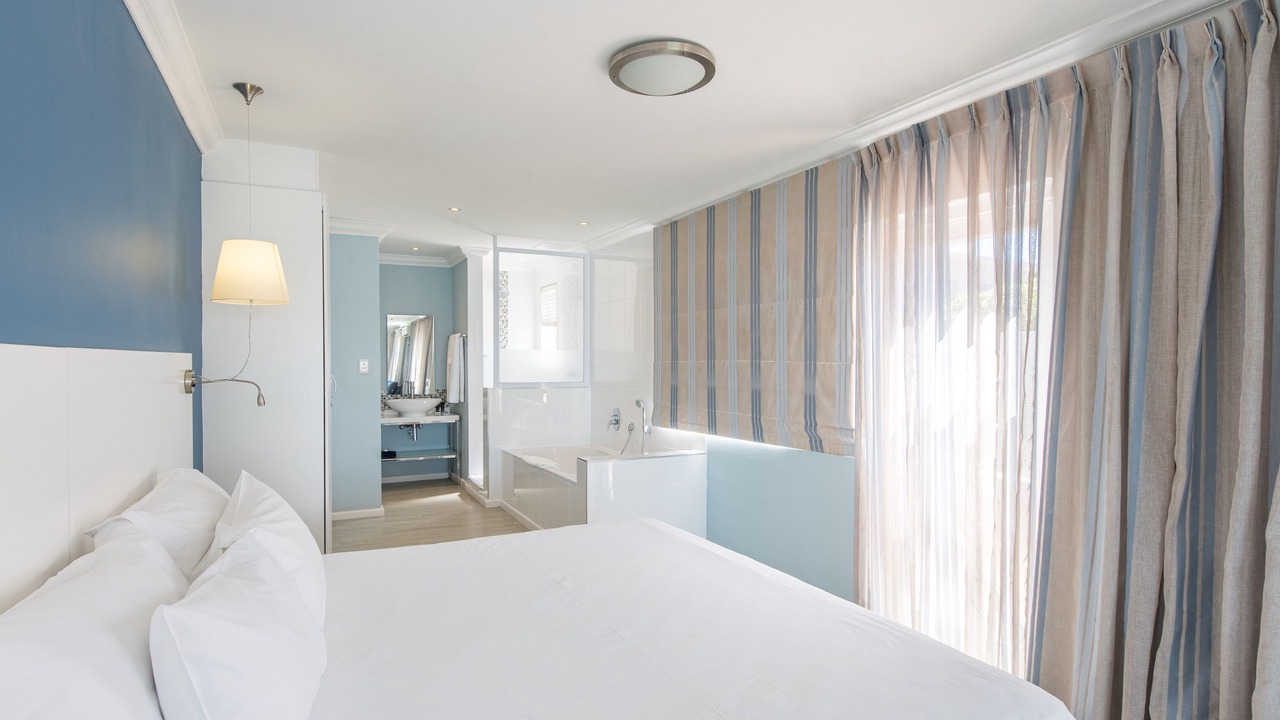 Photo of Bedroom in Saldanha