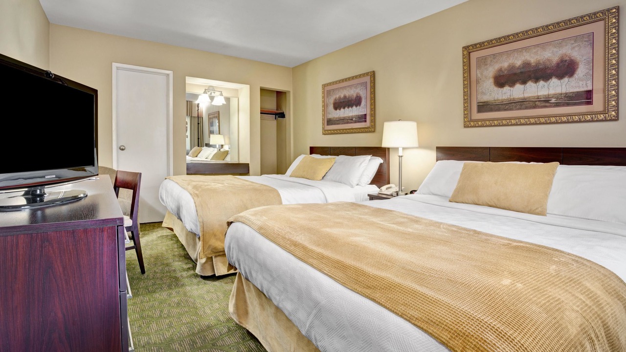 Photo of Bedroom in Marina District