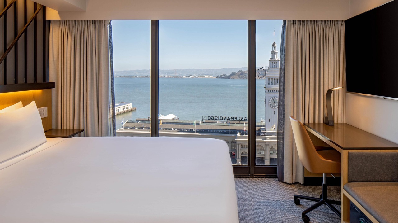 Photo of Bedroom in Financial District