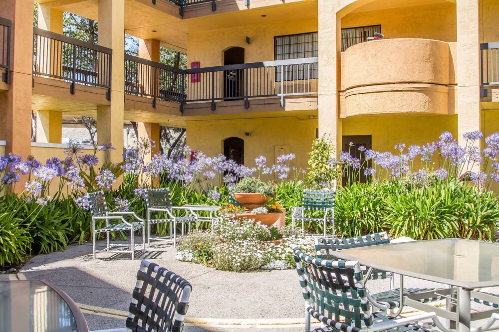 Photo of Patio Balcony in The East Side