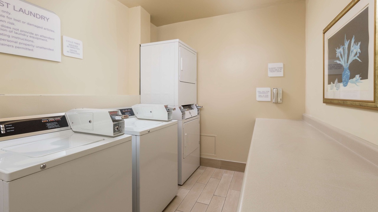 Photo of Bedroom in San Leandro