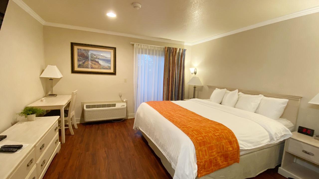 Photo of Bedroom in Marina