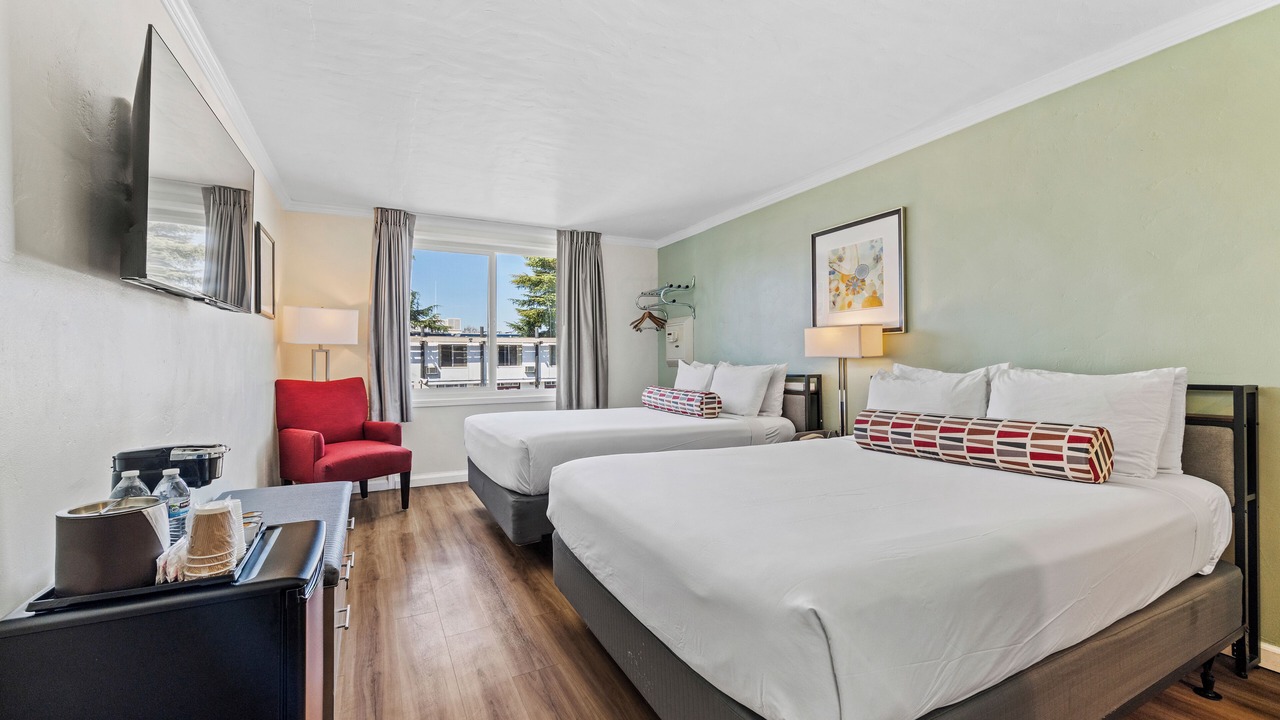 Photo of Bedroom in Oakland