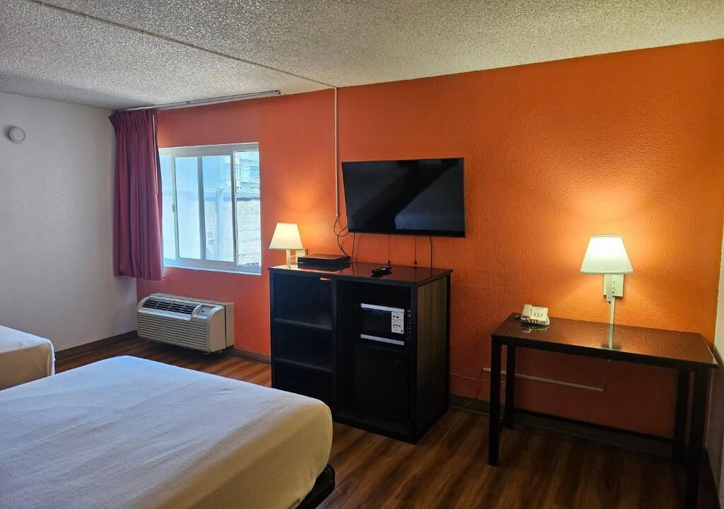 Photo of Bedroom in Theater District