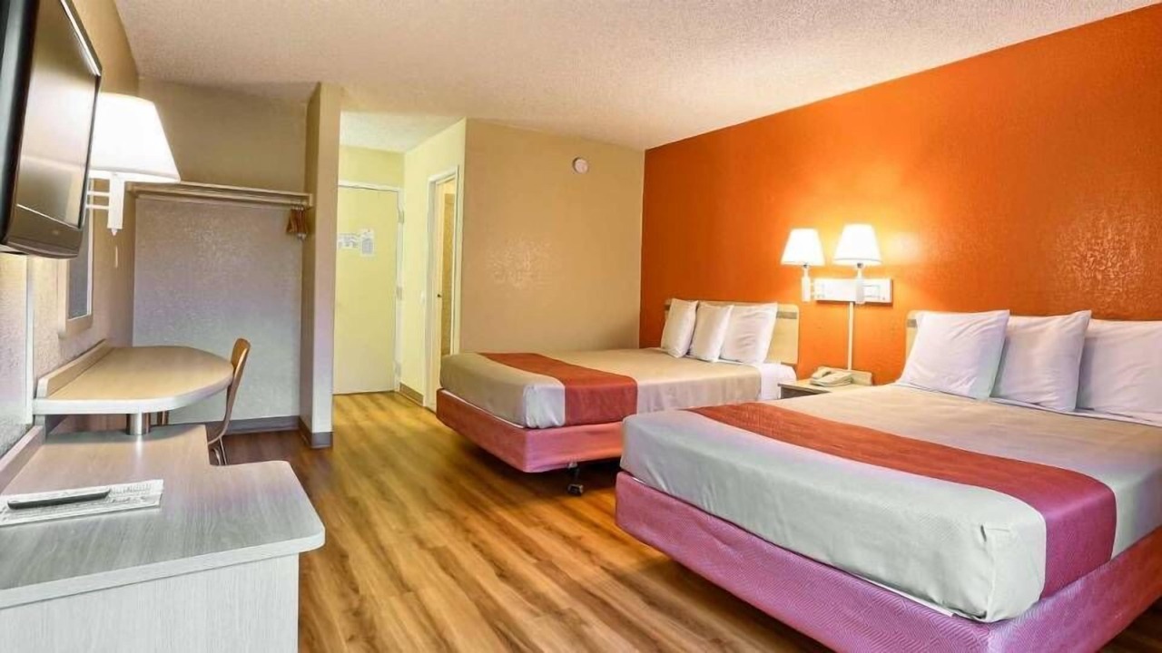 Photo of Bedroom in Theater District