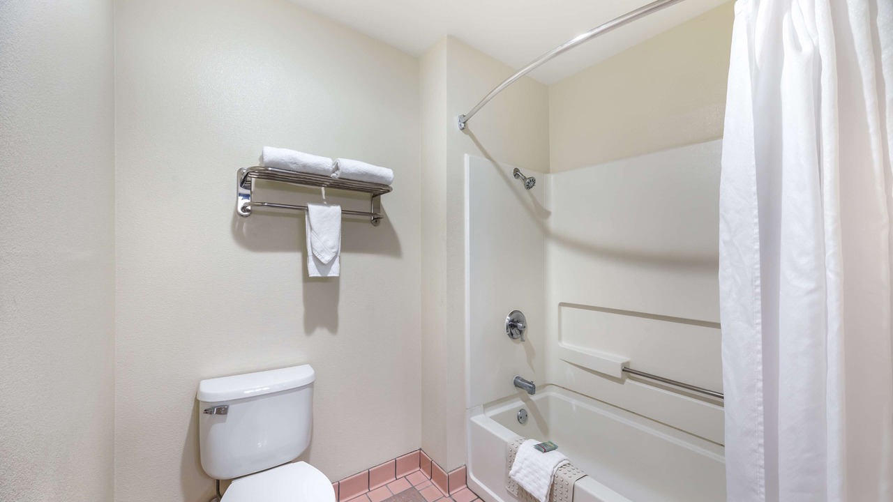 Photo of Bathroom in Southwestern Sacramento