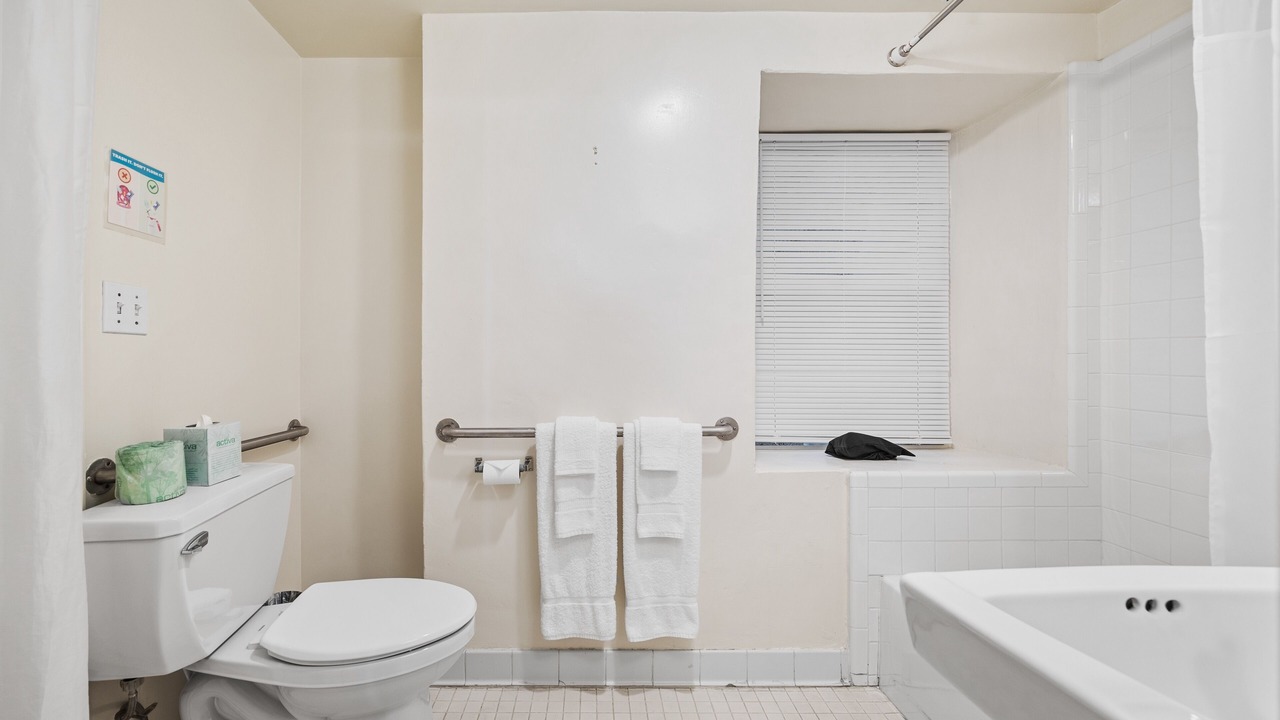 Photo of Bathroom in Lower Nob Hill