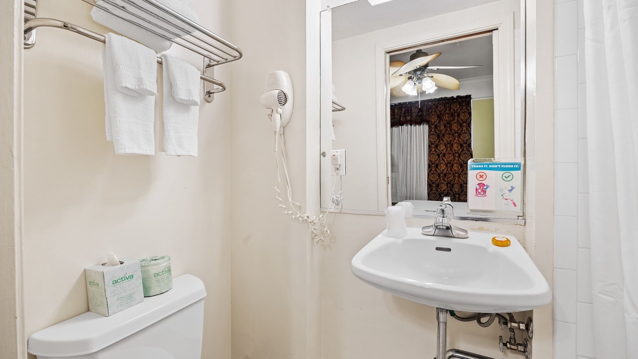 Photo of Bathroom in Lower Nob Hill