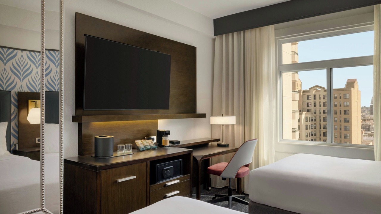 Photo of Bedroom in Theater District