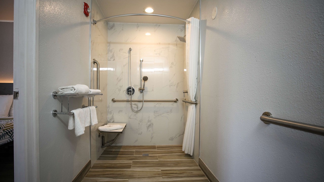 Photo of Bathroom in Central Sacramento