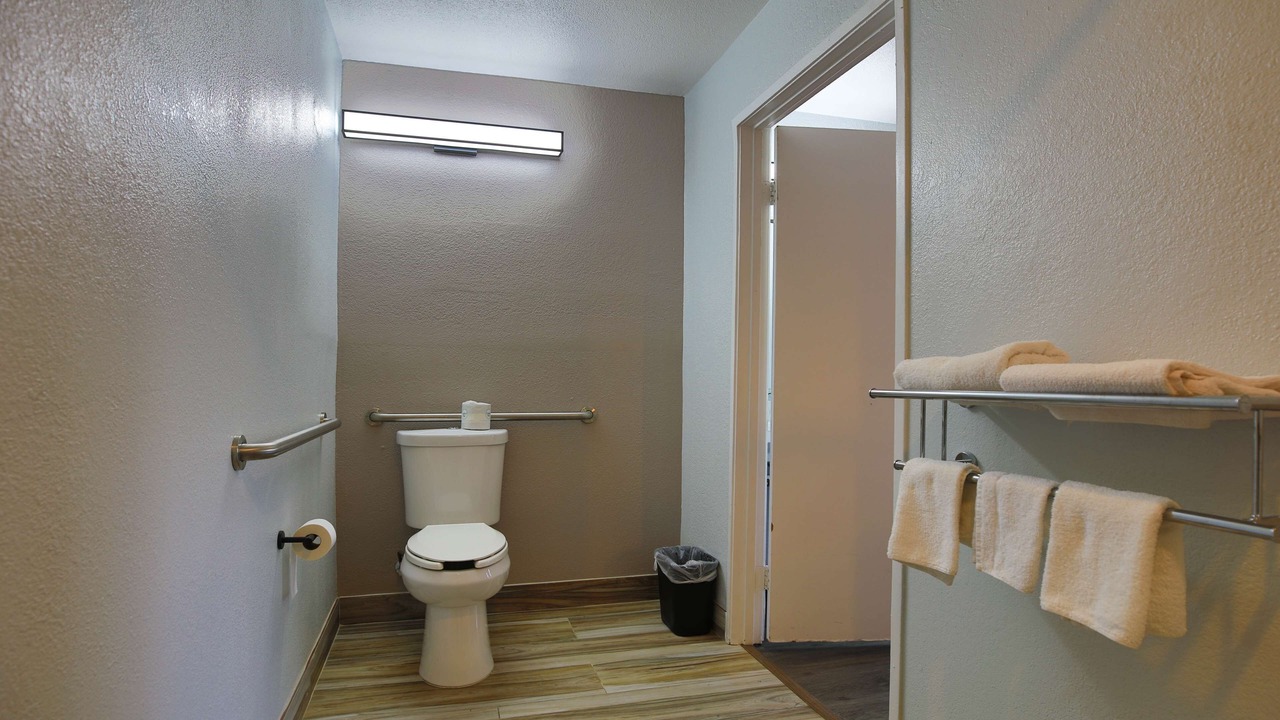 Photo of Bathroom in Central Sacramento