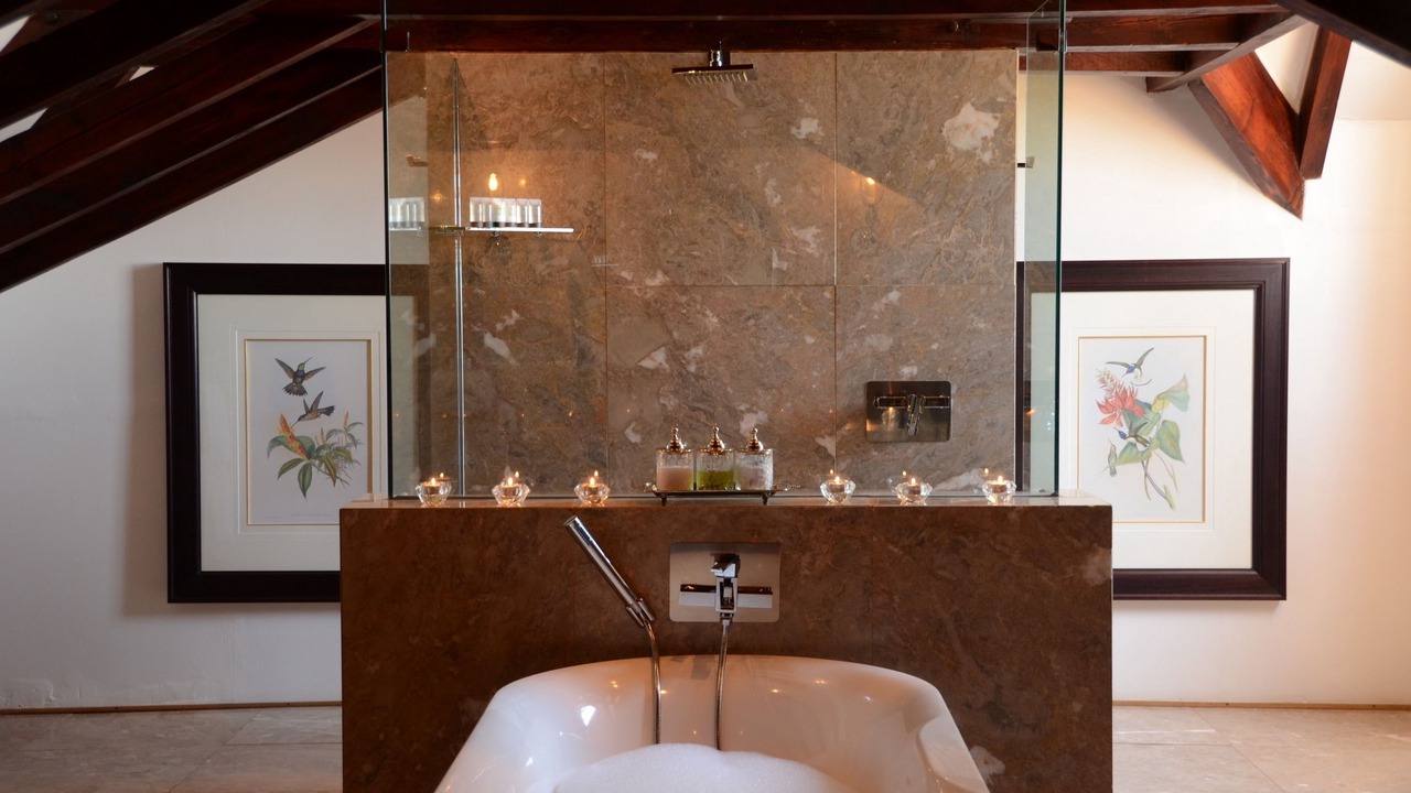 Photo of Bathroom in Balfour