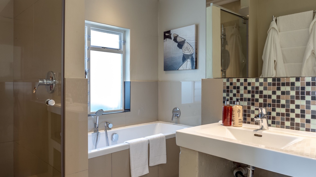Photo of Bathroom in Westcliff