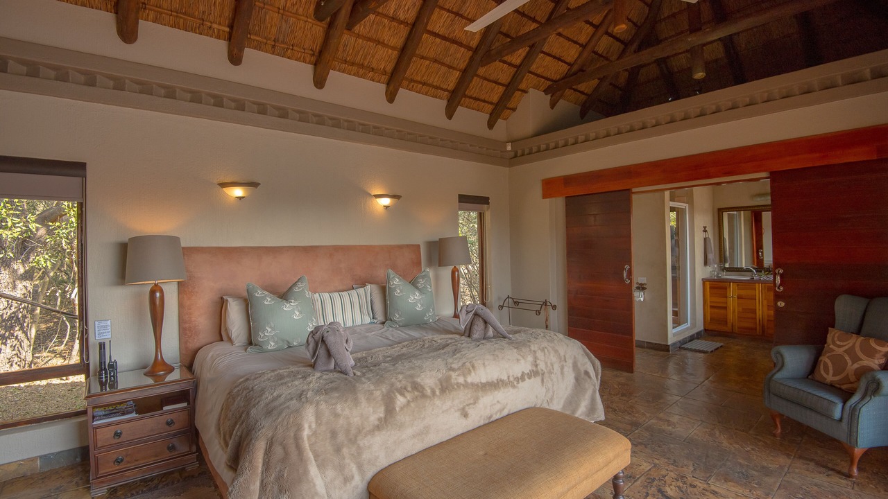 Photo of Bedroom in Thorny Bush Game Reserve