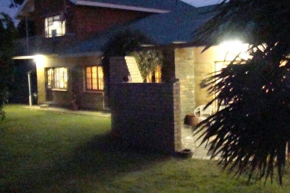 Photo of Outdoor in Bayswater