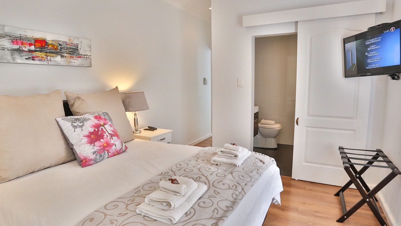 Photo of Bedroom in Redhill
