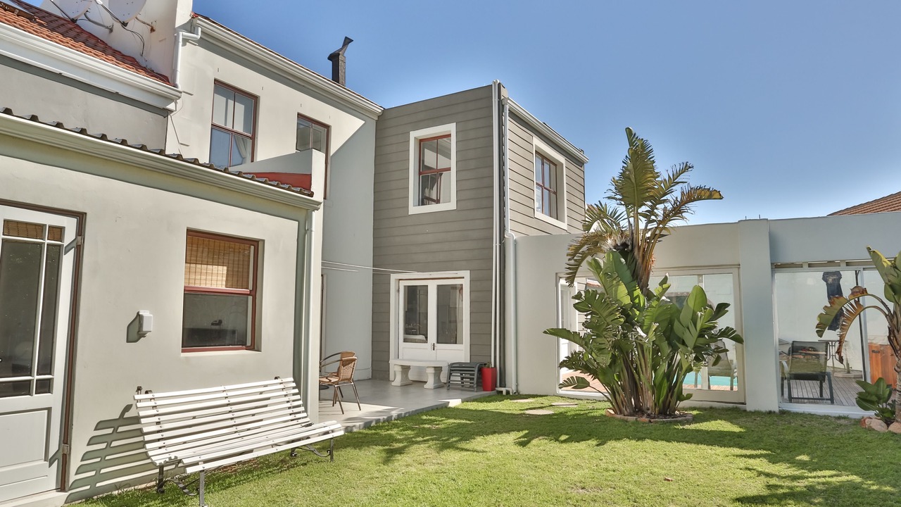 Photo of Outdoor in Redhill