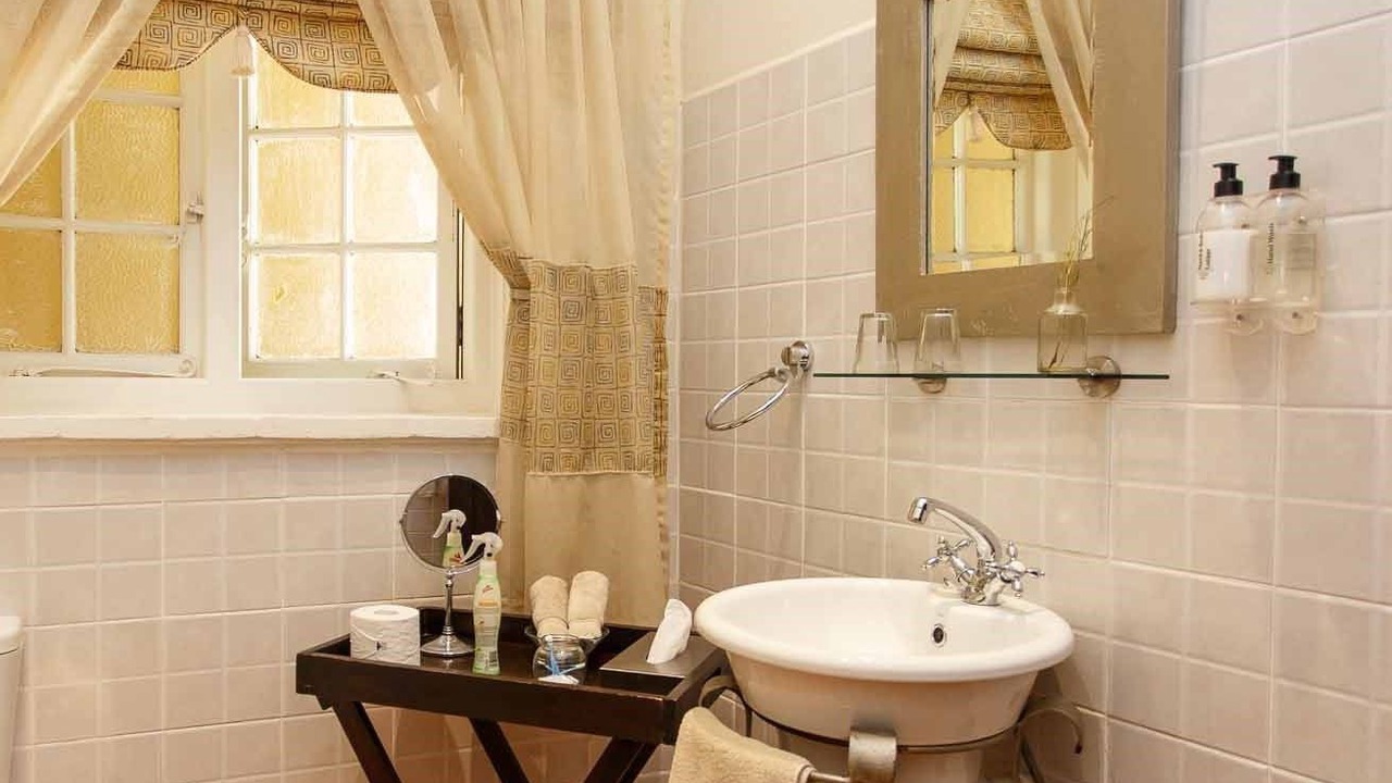 Photo of Bathroom in Oudtshoorn