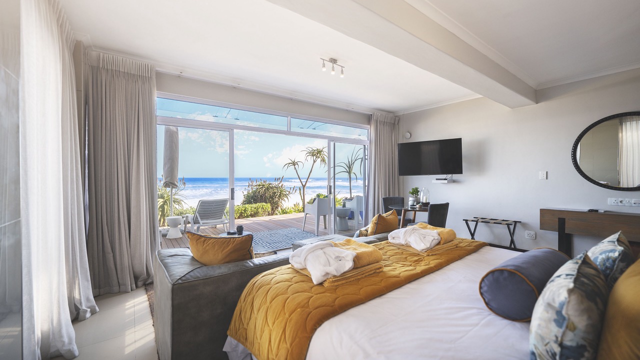 Photo of Bedroom in Wilderness Beach