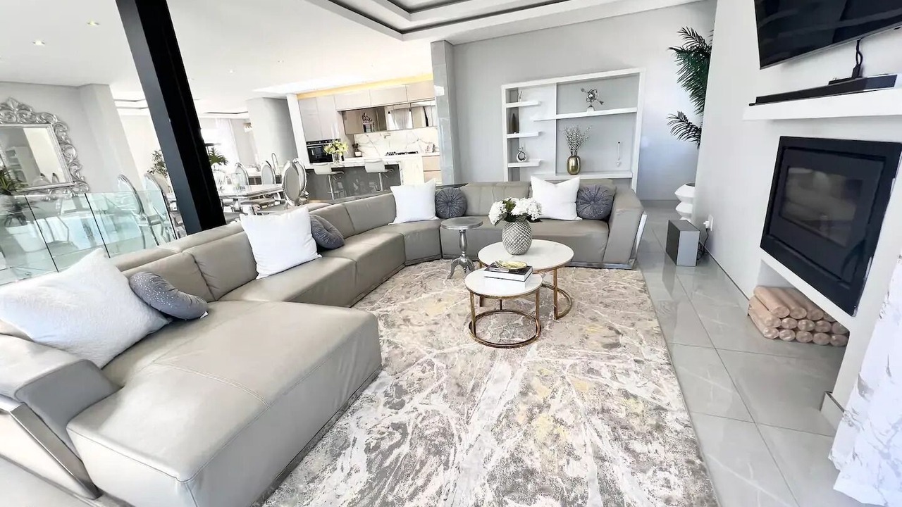 Photo of Livingroom in Big Bay