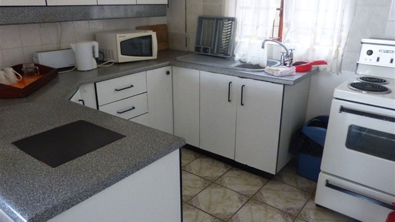 Photo of Kitchen in Margate Beach