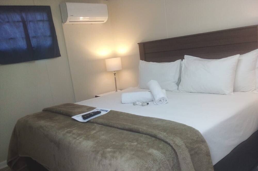 Photo of Bedroom in George