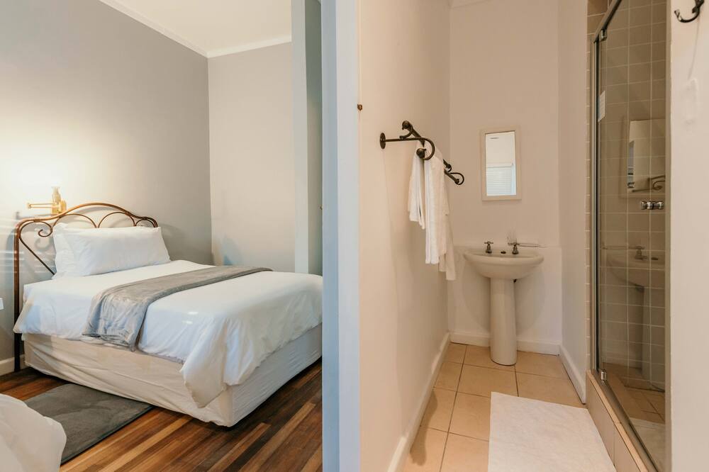 Photo of Bathroom in Riebeeck West