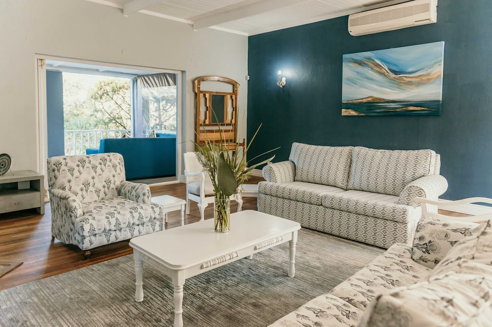 Photo of Livingroom in Riebeeck West