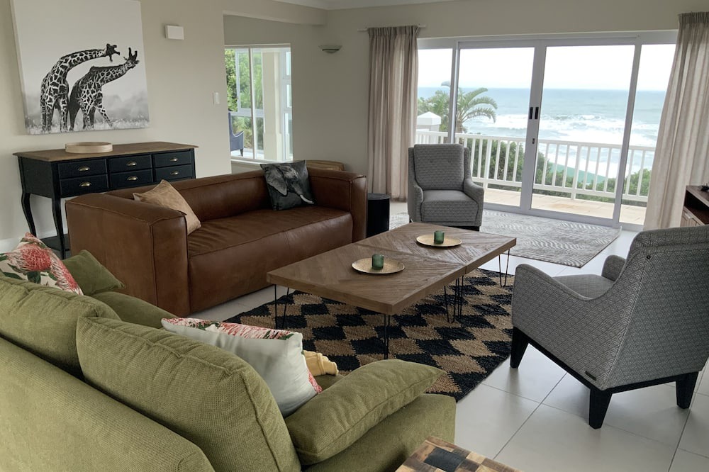 Photo of Livingroom in Port Alfred