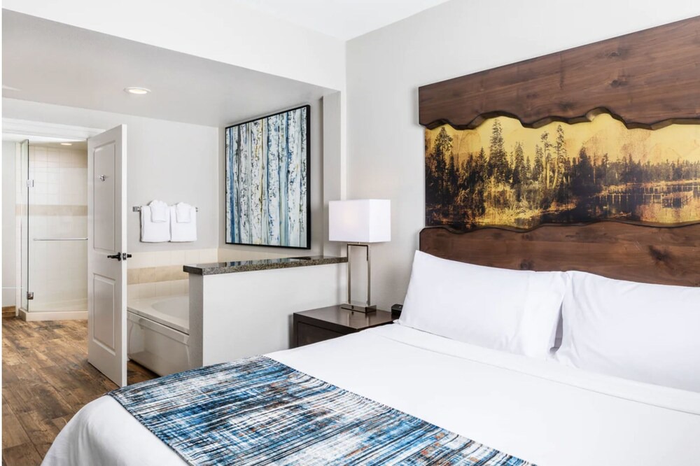 Photo of Bedroom in Lakeside Park
