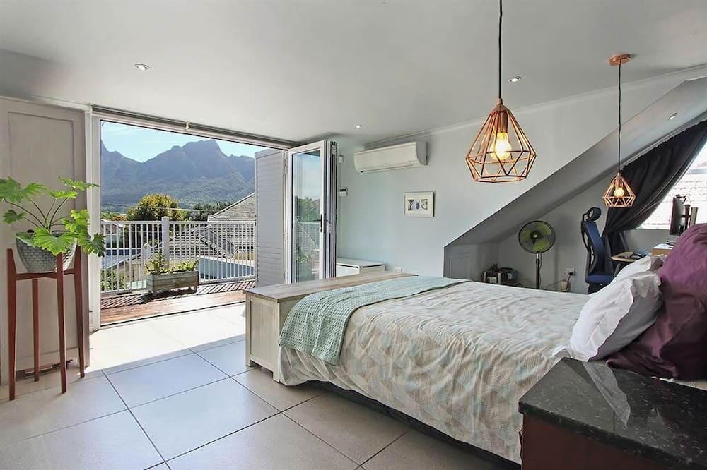 Photo of Bedroom in Claremont