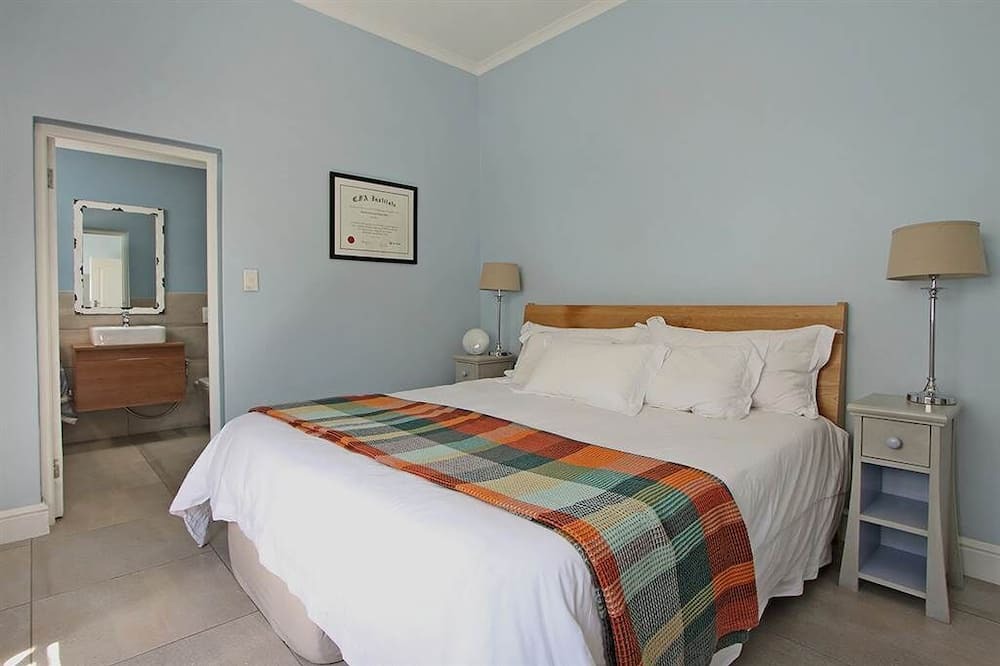 Photo of Bedroom in Claremont