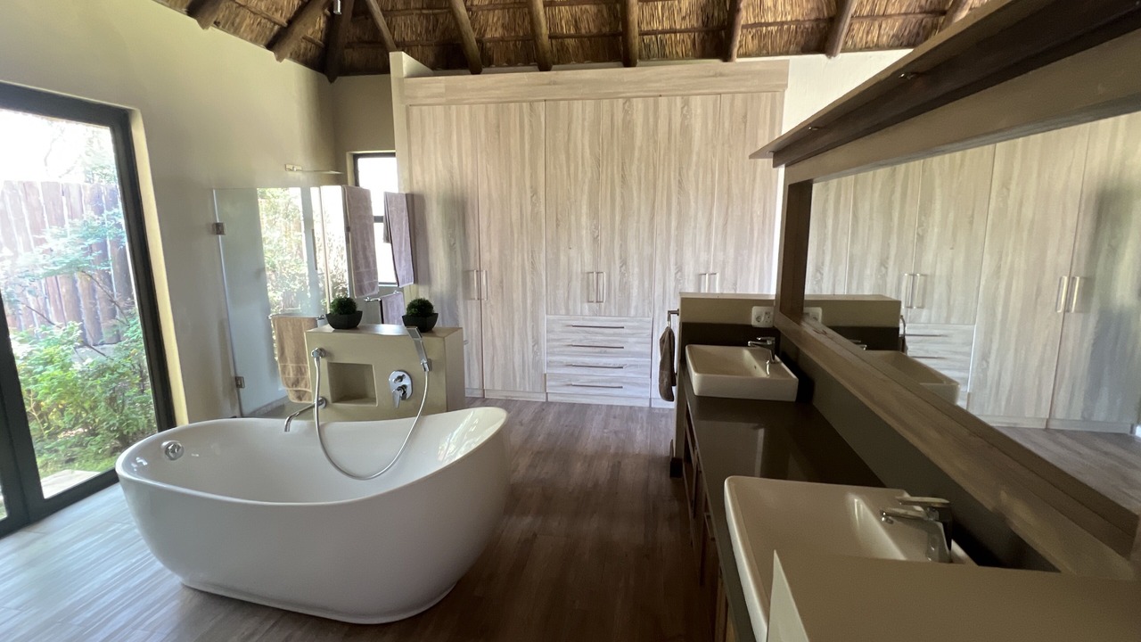 Photo of Bathroom in Leeupoort