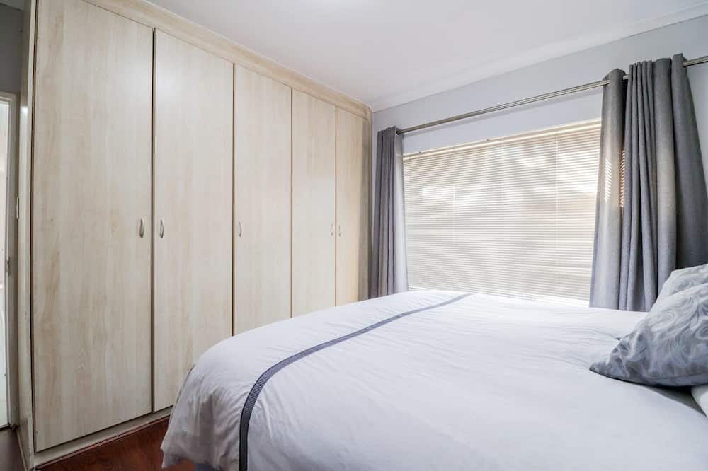 Photo of Bedroom in Durbanville