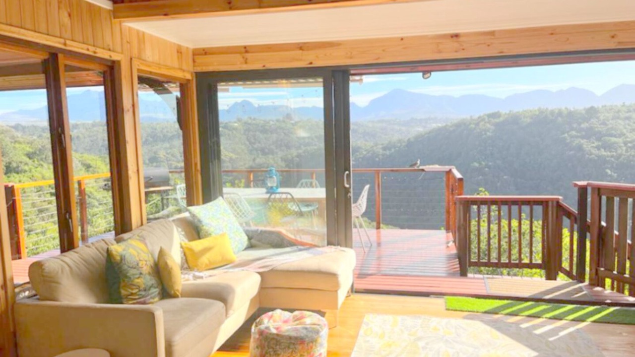 Photo of Livingroom in Victoria Bay