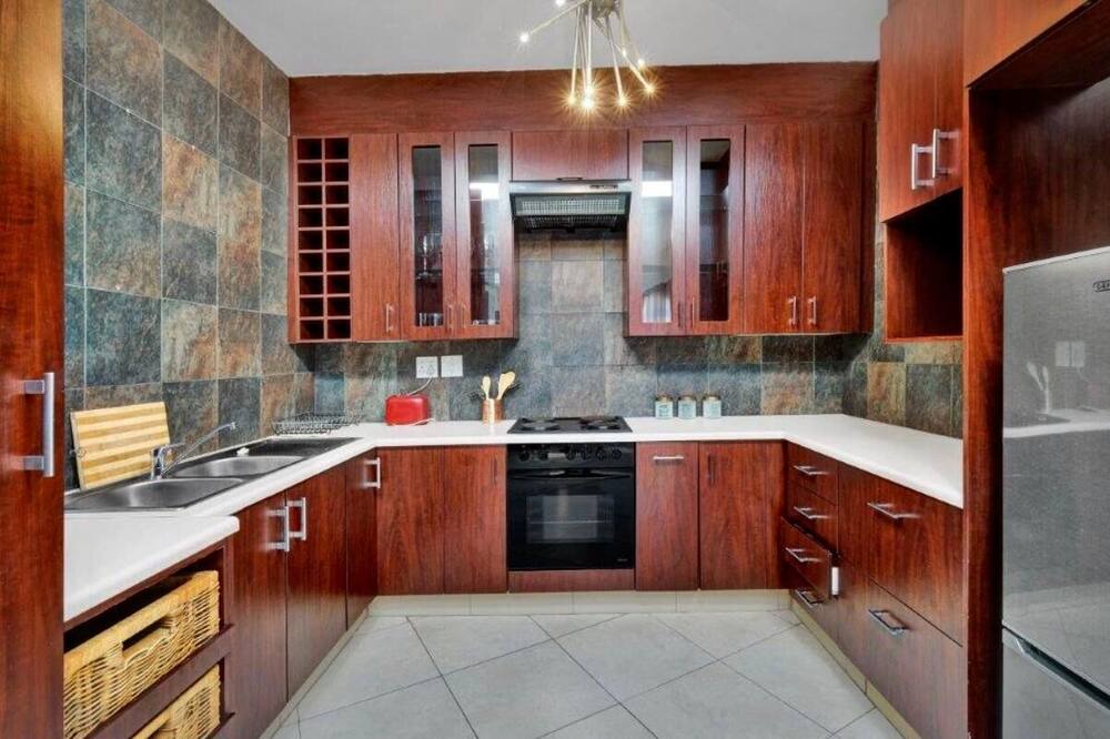 Photo of Kitchen in Greater Johannesburg Metropolitan Area