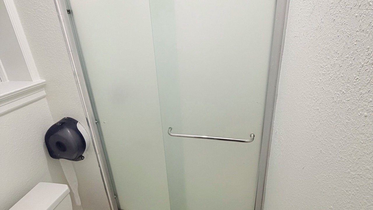 Photo of Bathroom in Tenderloin