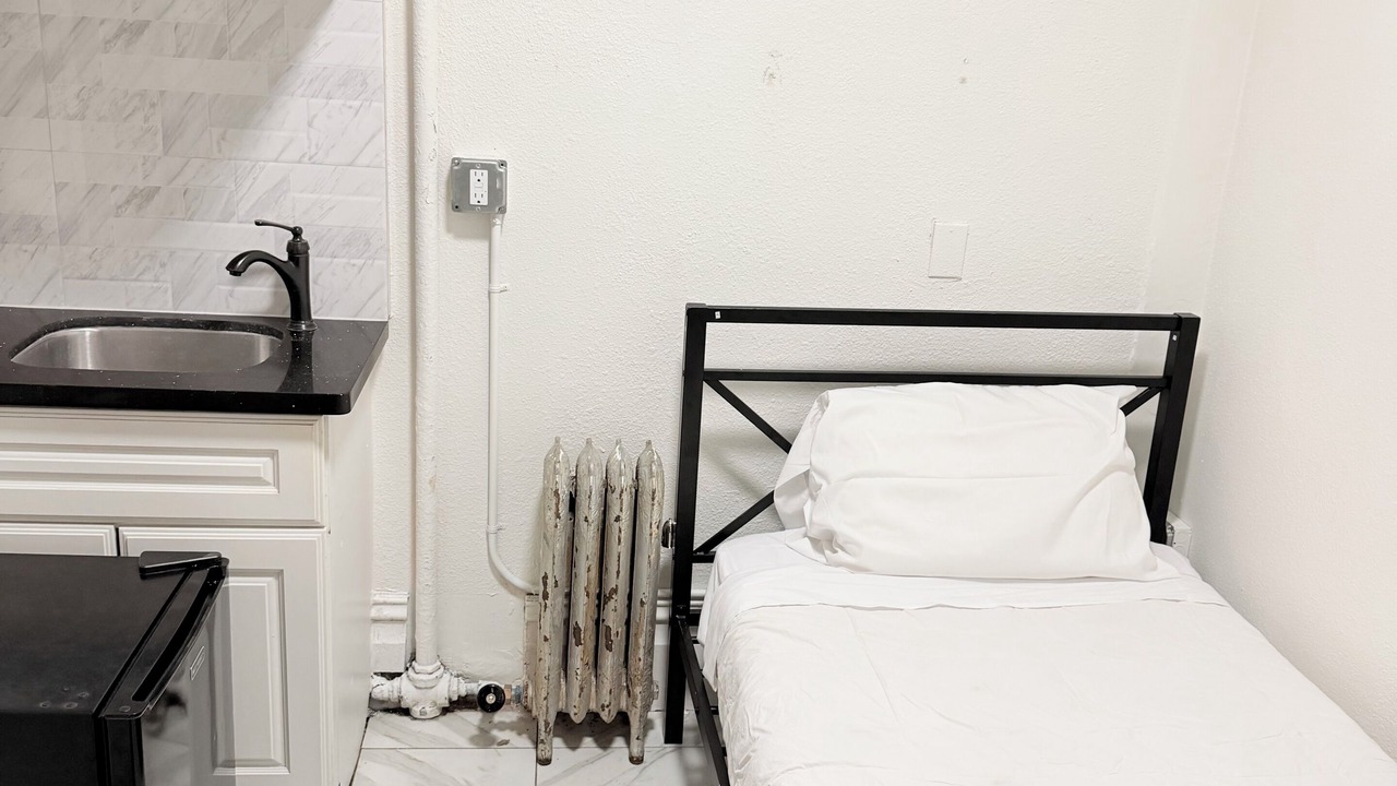 Photo of Bedroom in Tenderloin