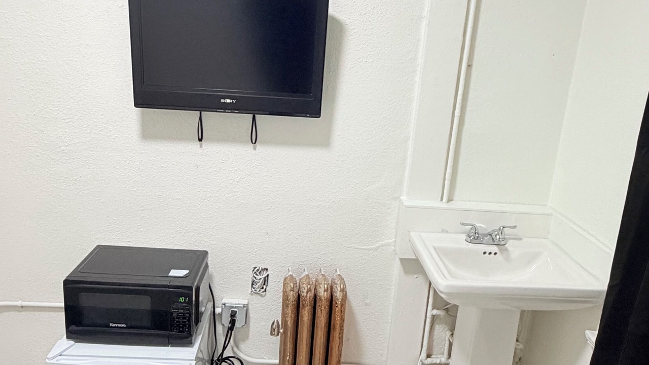 Photo of Bathroom in Tenderloin