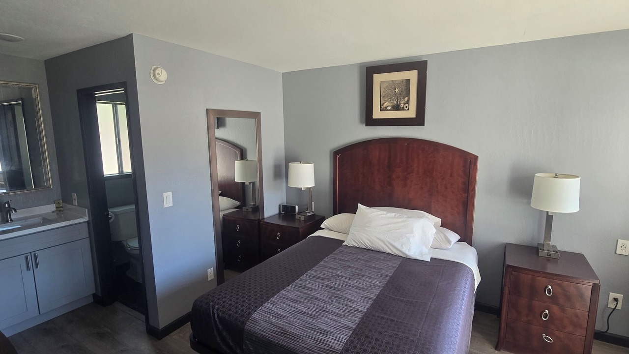 Photo of Bedroom in Lodi