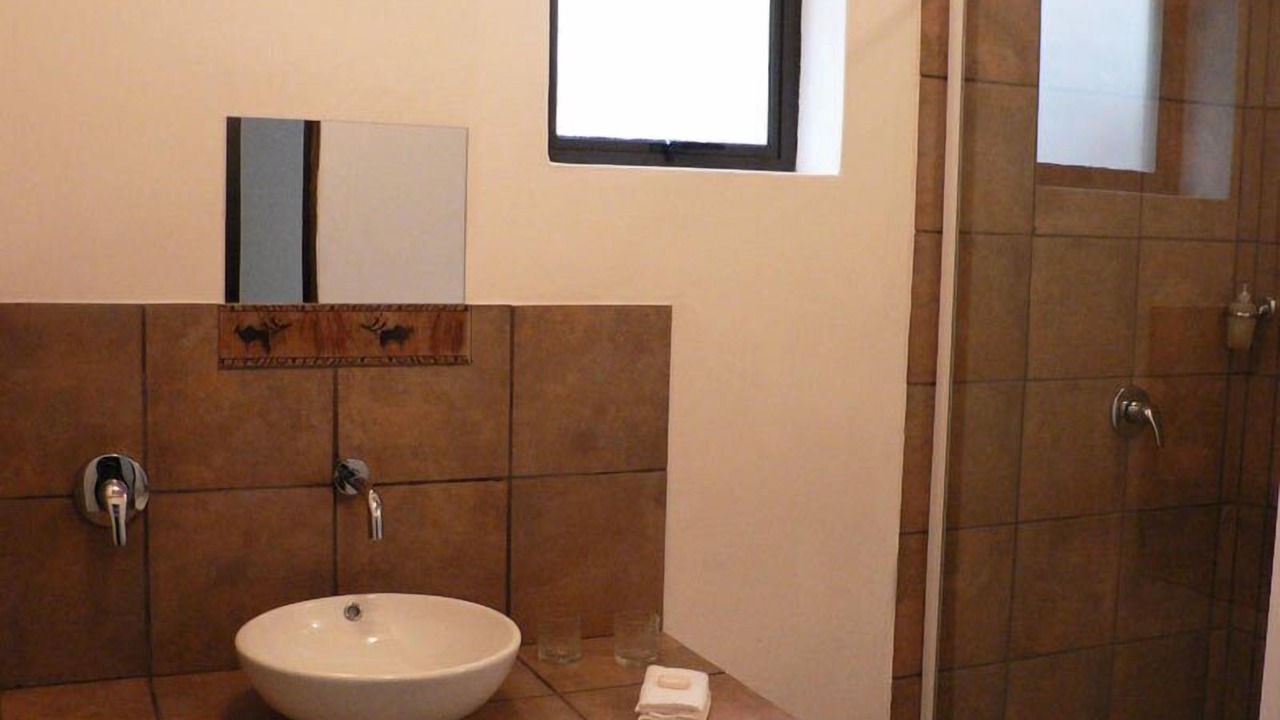 Photo of Bathroom in Montagu